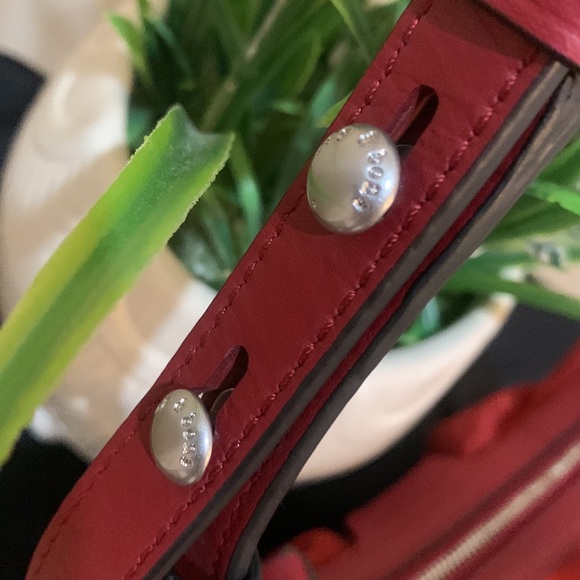 Rag & Bone Mini Commuter Hobo Bag
RAG & BONE - Picture 4 of 17